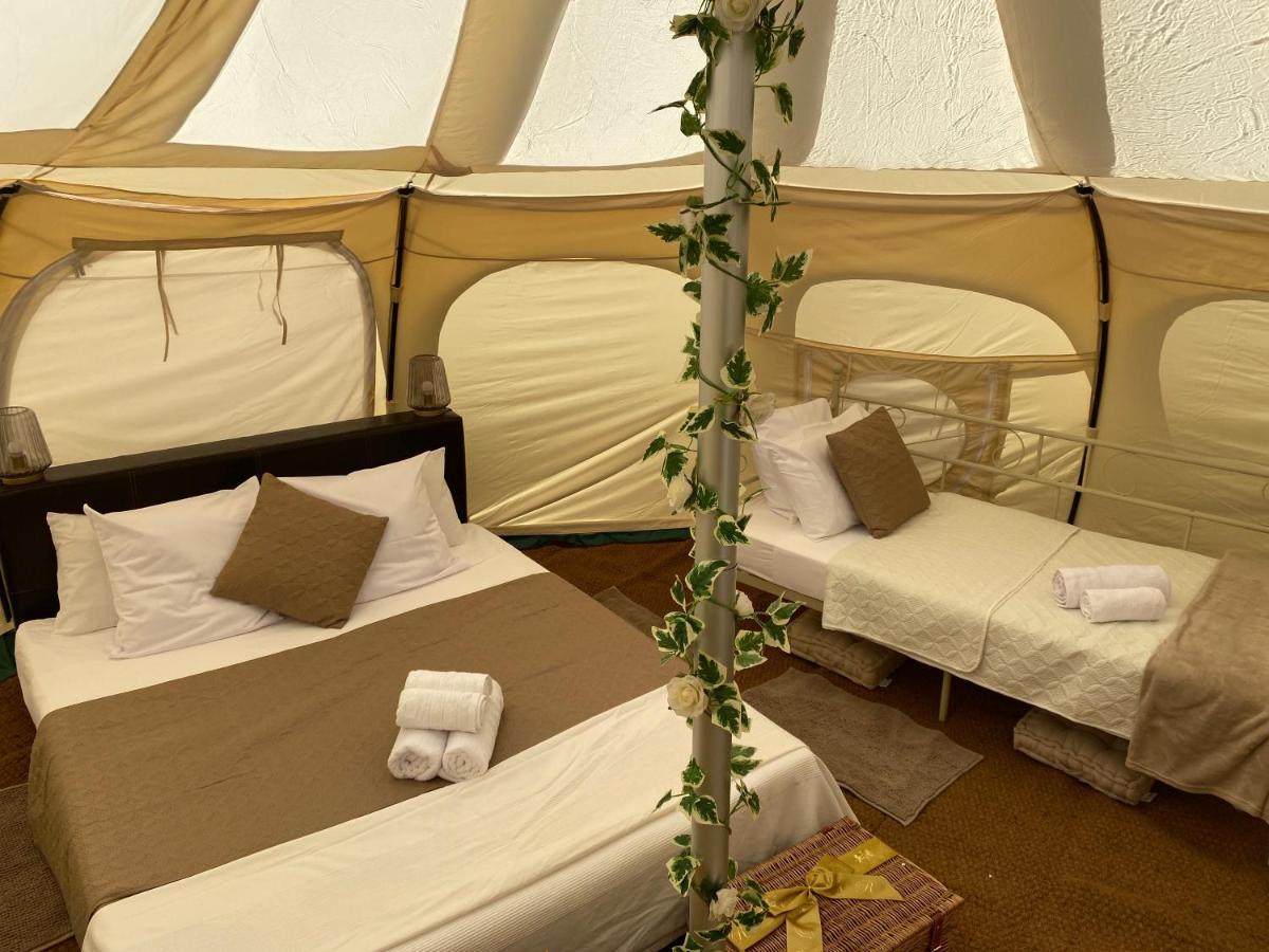 Fonclaire Holidays Glamping 'Luxury Camping' Blond Exterior foto